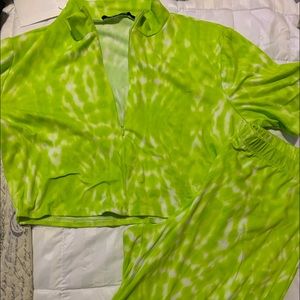 Lime Green 2 Piece Set